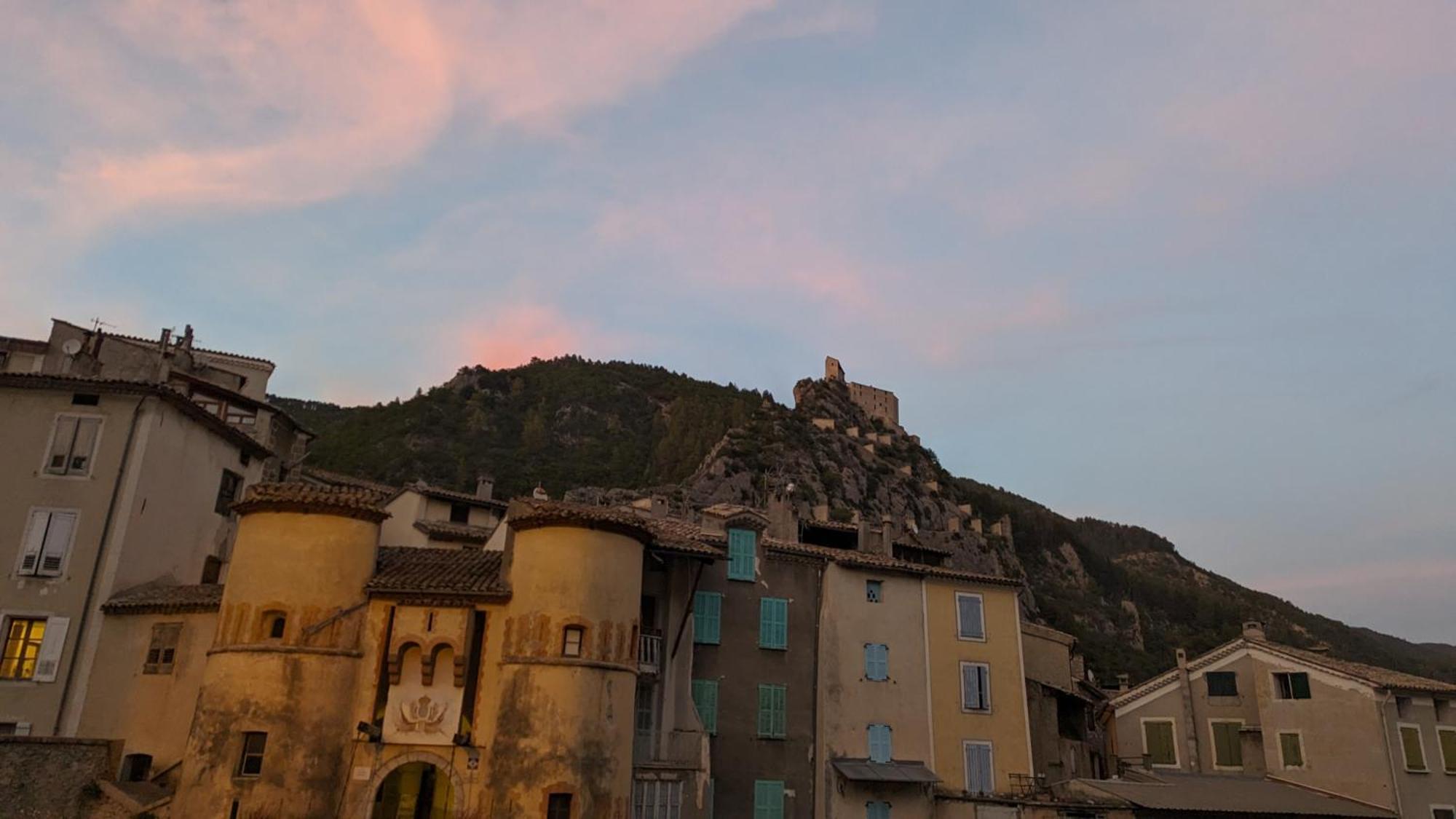 Les Gites D'Intervalles Entrevaux Eksteriør bilde