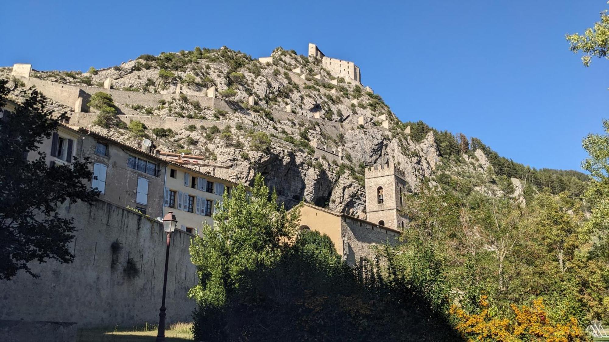 Les Gites D'Intervalles Entrevaux Eksteriør bilde